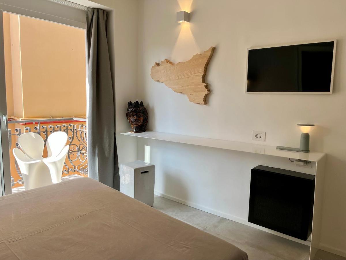 Don Diego Luxury Rooms Taormina Bagian luar foto