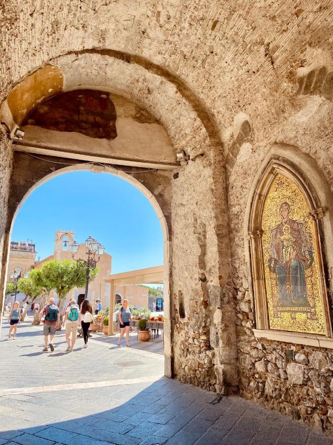 Don Diego Luxury Rooms Taormina Bagian luar foto
